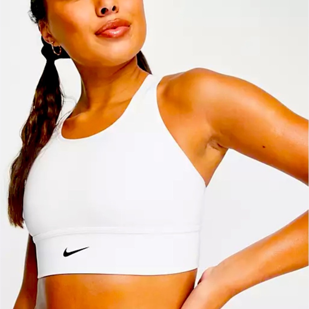 NIKE // Padded Women's Sports Bra, Medium-Support